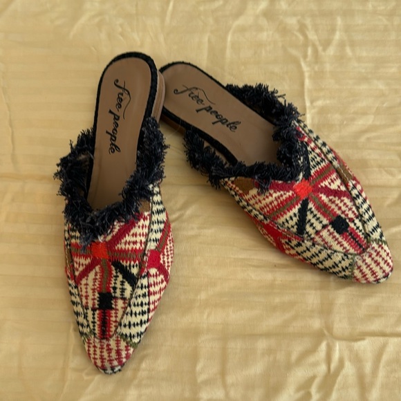 Free People slip ons - Picture 1 of 4